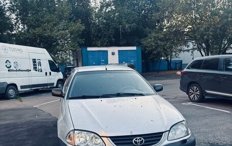 Toyota Avensis III рестайлинг, 2001 год, 349 000 рублей, 7 фотография