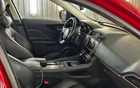 Jaguar F-Pace, 2017 год, 2 500 000 рублей, 10 фотография