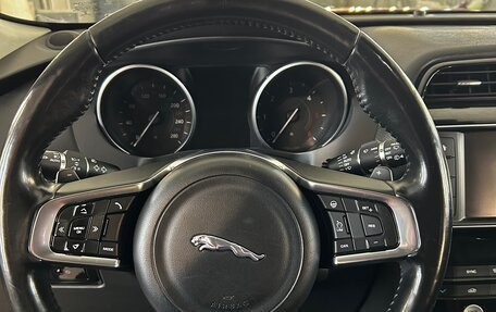 Jaguar F-Pace, 2017 год, 2 500 000 рублей, 9 фотография