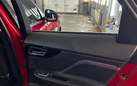 Jaguar F-Pace, 2017 год, 2 500 000 рублей, 17 фотография