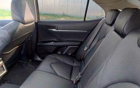 Toyota Camry, 2023 год, 3 000 000 рублей, 5 фотография