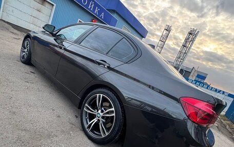 BMW 3 серия, 2017 год, 1 620 000 рублей, 2 фотография