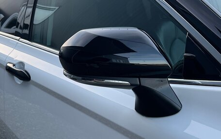 Toyota Camry, 2021 год, 2 700 000 рублей, 4 фотография