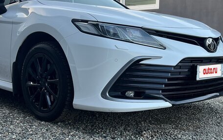 Toyota Camry, 2021 год, 2 700 000 рублей, 3 фотография