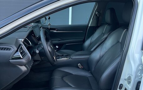 Toyota Camry, 2021 год, 2 700 000 рублей, 7 фотография