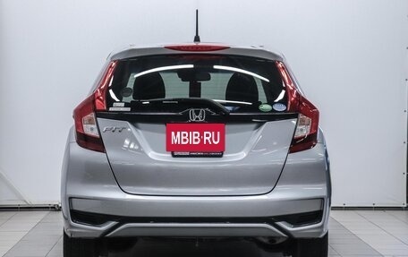 Honda Fit III, 2019 год, 1 400 000 рублей, 4 фотография