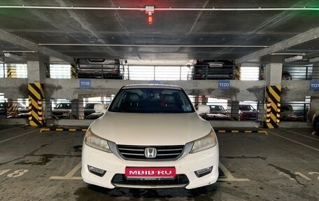 Honda Accord IX рестайлинг, 2013 год, 1 400 000 рублей, 1 фотография