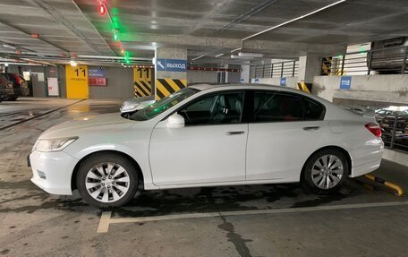 Honda Accord IX рестайлинг, 2013 год, 1 400 000 рублей, 5 фотография