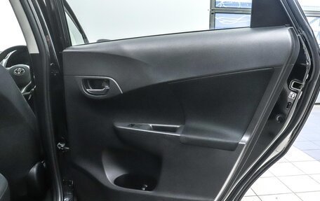 Toyota Ractis II, 2011 год, 790 000 рублей, 20 фотография