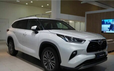 Toyota Highlander, 2025 год, 7 200 000 рублей, 1 фотография