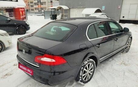 Skoda Superb III рестайлинг, 2012 год, 790 000 рублей, 3 фотография