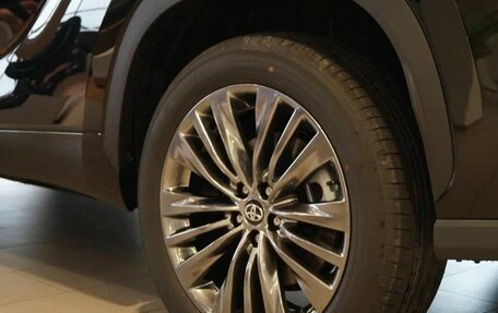 Toyota Highlander, 2025 год, 7 200 000 рублей, 6 фотография