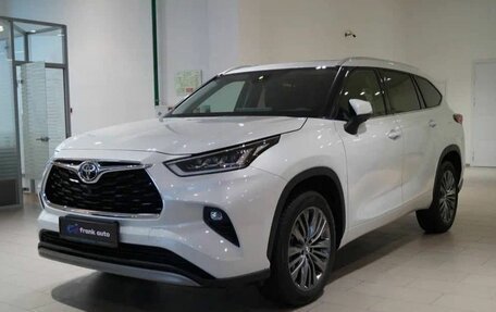 Toyota Highlander, 2025 год, 7 200 000 рублей, 3 фотография
