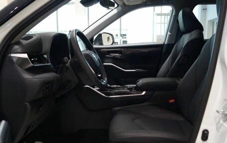 Toyota Highlander, 2025 год, 7 200 000 рублей, 11 фотография