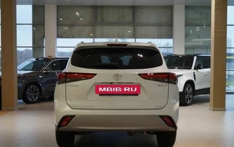 Toyota Highlander, 2025 год, 7 200 000 рублей, 4 фотография