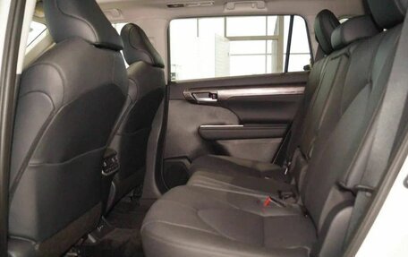 Toyota Highlander, 2025 год, 7 200 000 рублей, 11 фотография