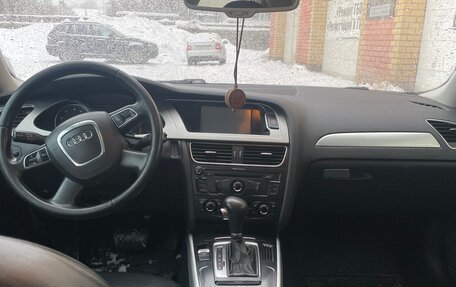 Audi A4, 2010 год, 800 000 рублей, 6 фотография