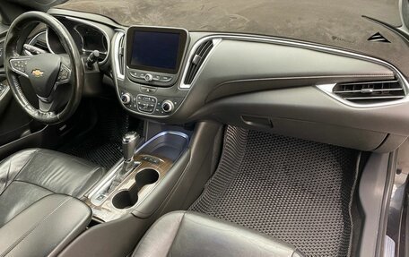 Chevrolet Malibu IX, 2016 год, 1 699 900 рублей, 10 фотография