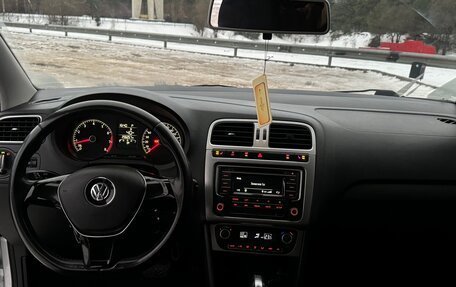 Volkswagen Polo VI (EU Market), 2016 год, 1 100 000 рублей, 12 фотография