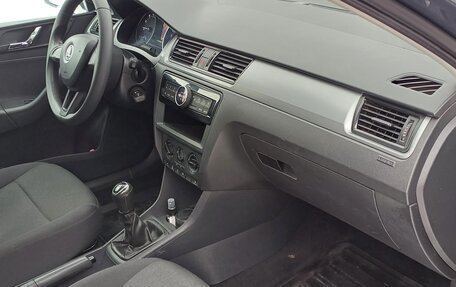 Skoda Rapid I, 2017 год, 820 000 рублей, 14 фотография