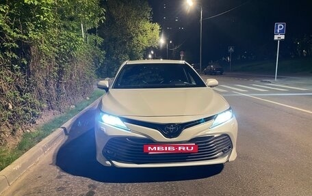 Toyota Camry, 2019 год, 3 100 000 рублей, 2 фотография
