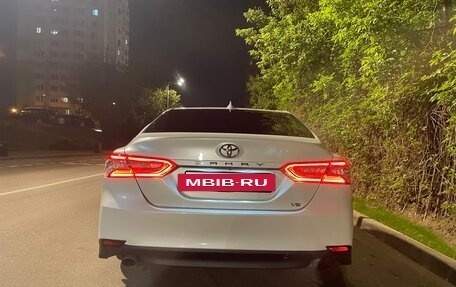 Toyota Camry, 2019 год, 3 100 000 рублей, 3 фотография