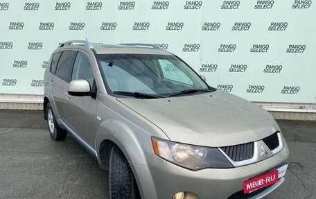 Mitsubishi Outlander III рестайлинг 3, 2007 год, 890 000 рублей, 3 фотография