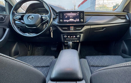 Skoda Rapid II, 2021 год, 1 400 000 рублей, 14 фотография