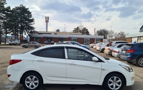Hyundai Solaris II рестайлинг, 2016 год, 790 000 рублей, 3 фотография