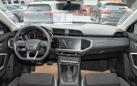 Audi Q3, 2022 год, 2 490 099 рублей, 9 фотография