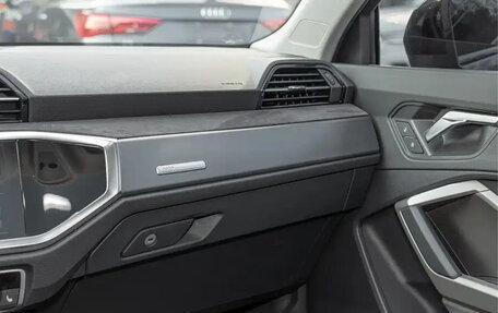 Audi Q3, 2022 год, 2 490 099 рублей, 15 фотография