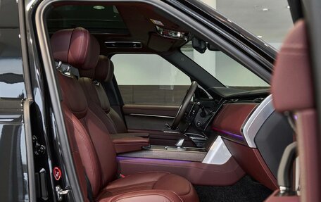 Land Rover Range Rover IV рестайлинг, 2025 год, 24 000 000 рублей, 7 фотография