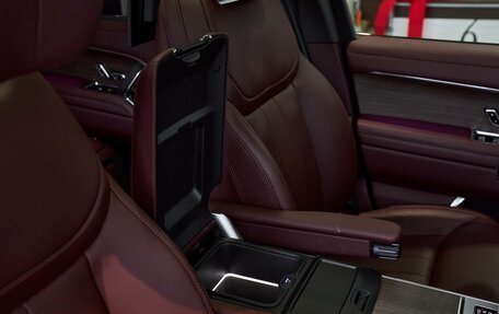 Land Rover Range Rover IV рестайлинг, 2025 год, 24 000 000 рублей, 20 фотография