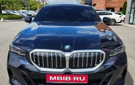 BMW 5 серия, 2025 год, 8 990 099 рублей, 2 фотография