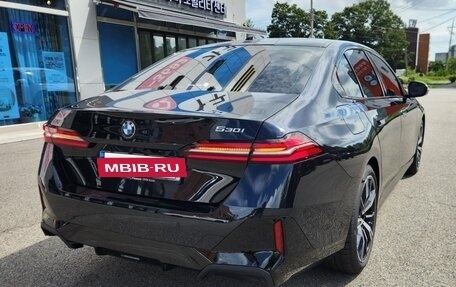 BMW 5 серия, 2025 год, 8 990 099 рублей, 3 фотография