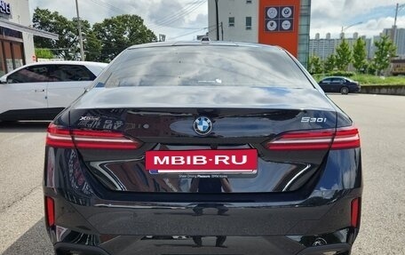 BMW 5 серия, 2025 год, 8 990 099 рублей, 4 фотография