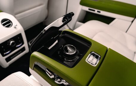 Rolls-Royce Ghost Series II рестайлинг, 2023 год, 42 790 000 рублей, 34 фотография