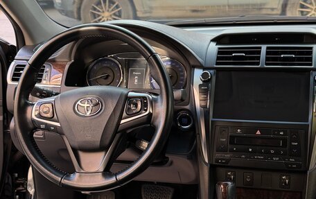 Toyota Camry, 2018 год, 2 900 000 рублей, 8 фотография