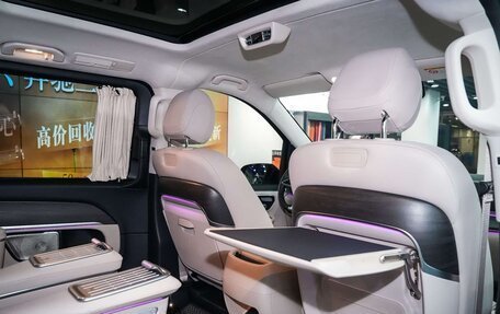 Mercedes-Benz V-Класс, 2025 год, 8 920 000 рублей, 25 фотография