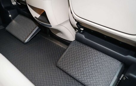 Mercedes-Benz V-Класс, 2025 год, 8 920 000 рублей, 26 фотография