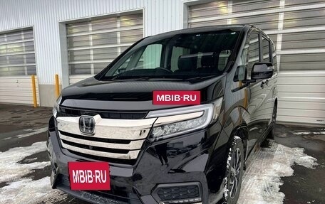 Honda Stepwgn IV, 2021 год, 2 108 000 рублей, 2 фотография