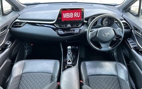 Toyota C-HR I рестайлинг, 2021 год, 1 574 000 рублей, 11 фотография