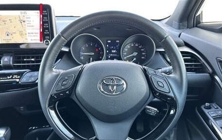 Toyota C-HR I рестайлинг, 2021 год, 1 574 000 рублей, 12 фотография