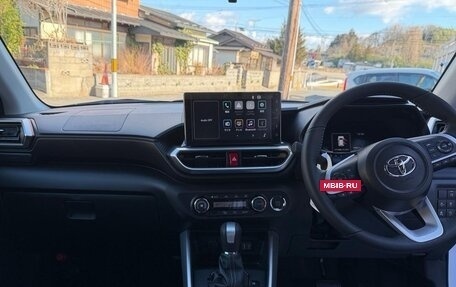 Toyota Raize I, 2023 год, 1 260 000 рублей, 13 фотография
