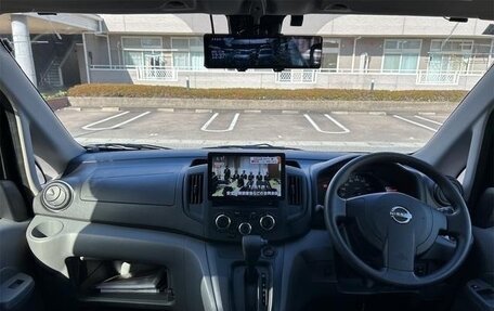 Nissan NV200, 2023 год, 1 870 000 рублей, 15 фотография