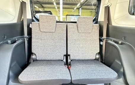 Toyota Sienta, 2023 год, 1 550 000 рублей, 8 фотография