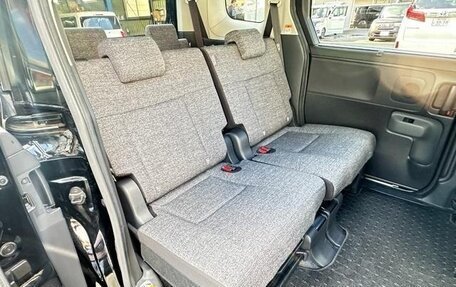 Toyota Sienta, 2023 год, 1 550 000 рублей, 7 фотография