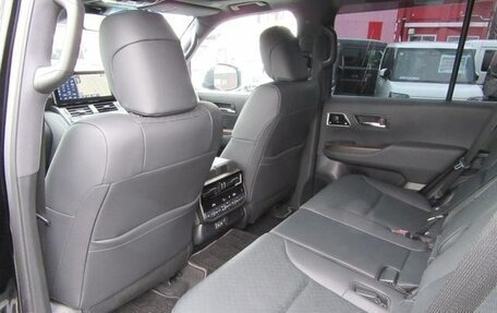 Toyota Land Cruiser, 2024 год, 10 350 000 рублей, 16 фотография