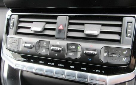 Toyota Land Cruiser, 2024 год, 10 350 000 рублей, 33 фотография