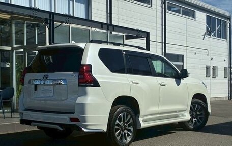 Toyota Land Cruiser Prado 150 рестайлинг 2, 2023 год, 6 530 000 рублей, 3 фотография